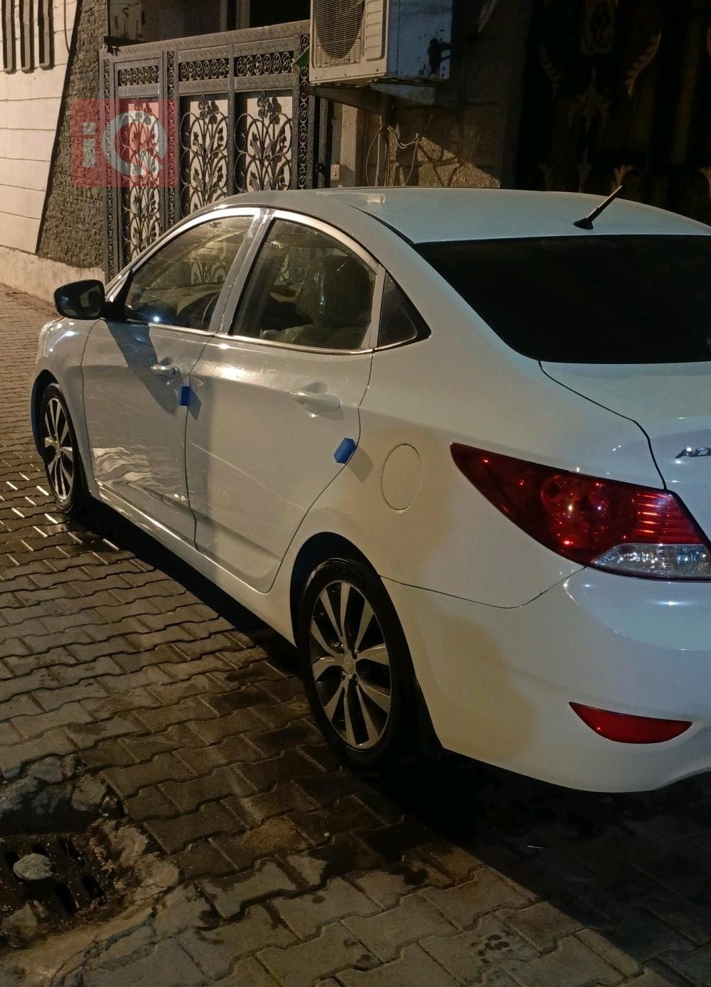 هیوندای ئەکسنت